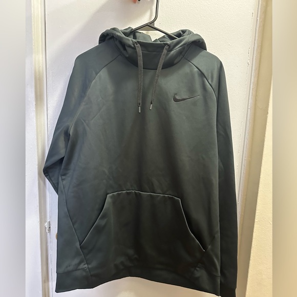 Men’s Nike Dri-Fit Hoodie - Picture 1 of 3